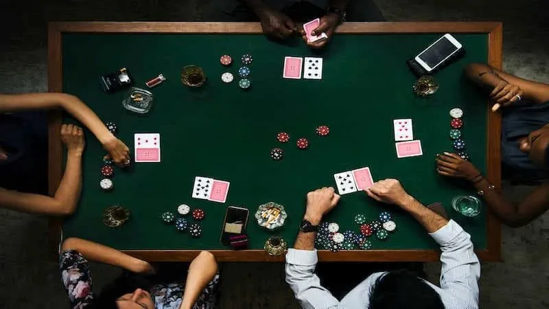 Thuật ngữ Poker về vvị trí trên bàn (Position)